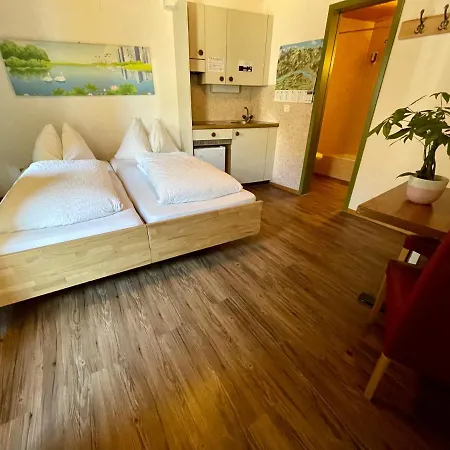 Downtown 9 Gæstehus 3*