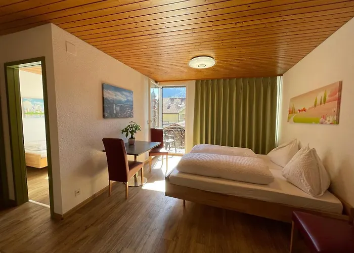 Downtown 9 Konukevi 3*