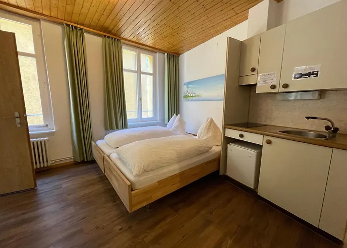 Konukevi Downtown 9 3*