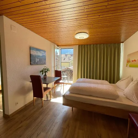 Downtown 9 Casa de hóspedes 3*